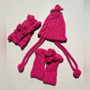 Super cute and fashionable Knitted set